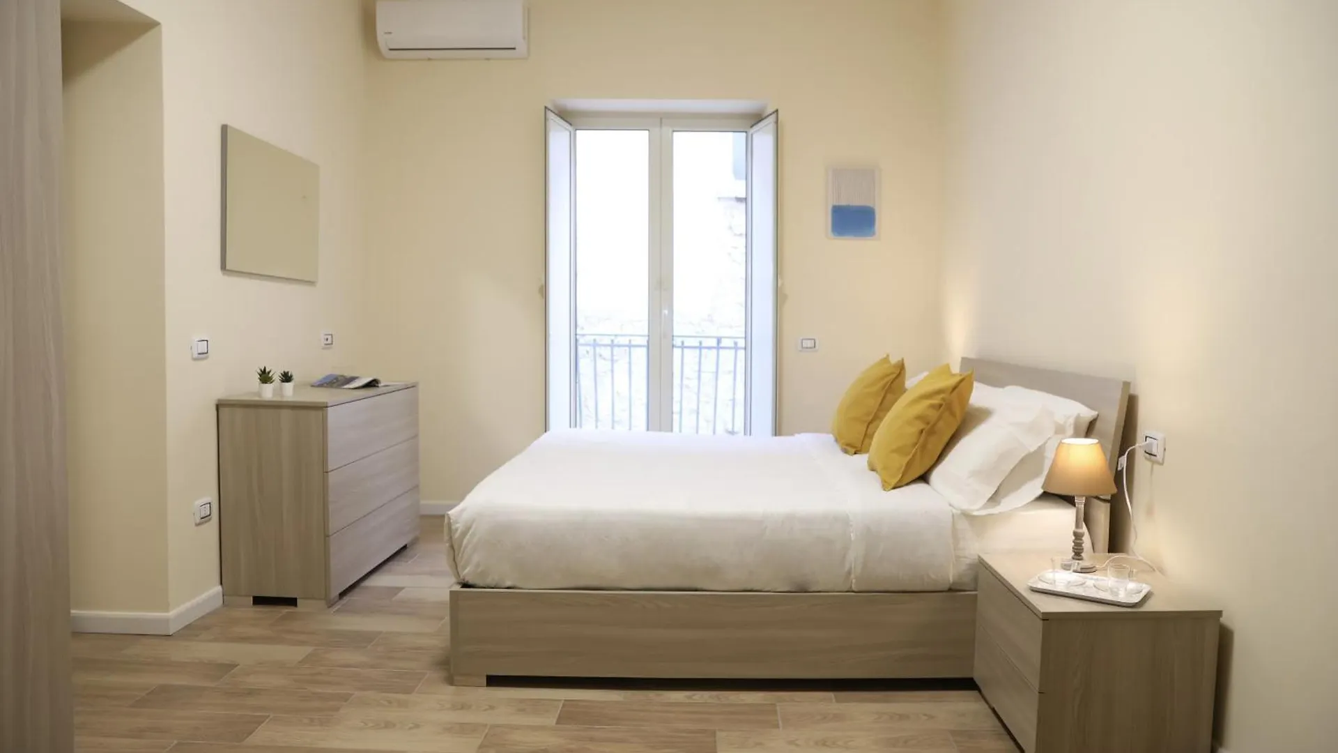 King Ladislao Apartment By Wonderful Italy Naples